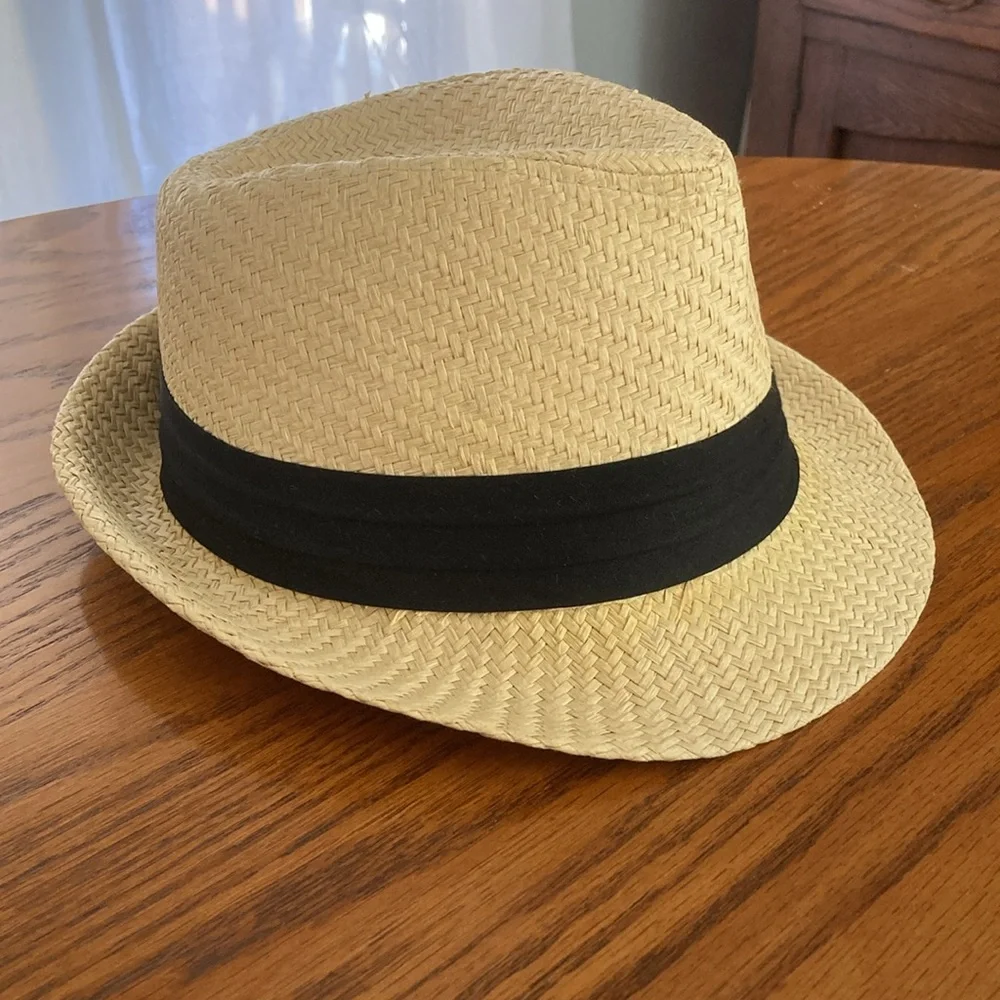 Stylish Woven Fedora with Black Band